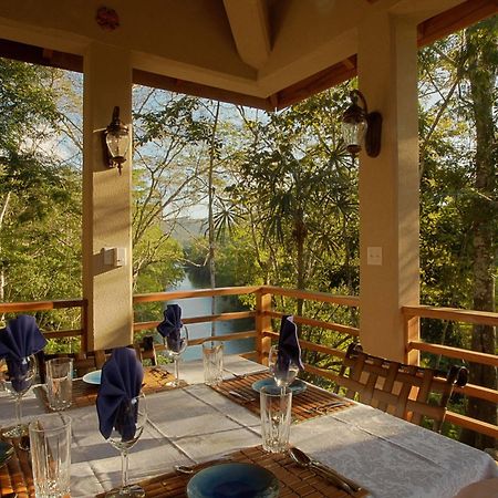 Mystic River Resort San Ignacio Buitenkant foto