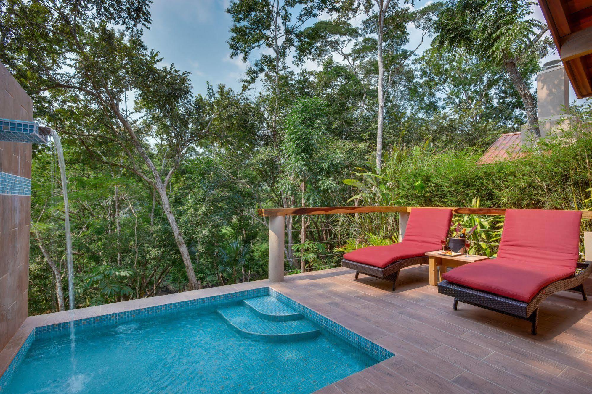 Mystic River Resort San Ignacio Buitenkant foto