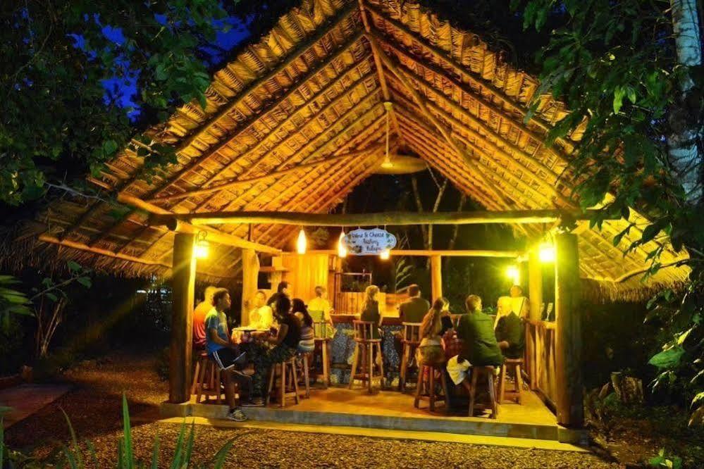 Mystic River Resort San Ignacio Buitenkant foto