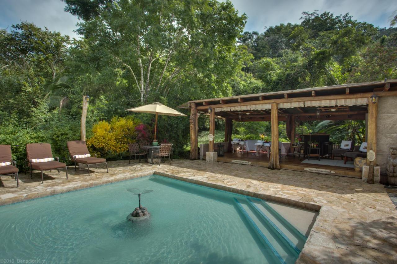 Mystic River Resort San Ignacio Buitenkant foto